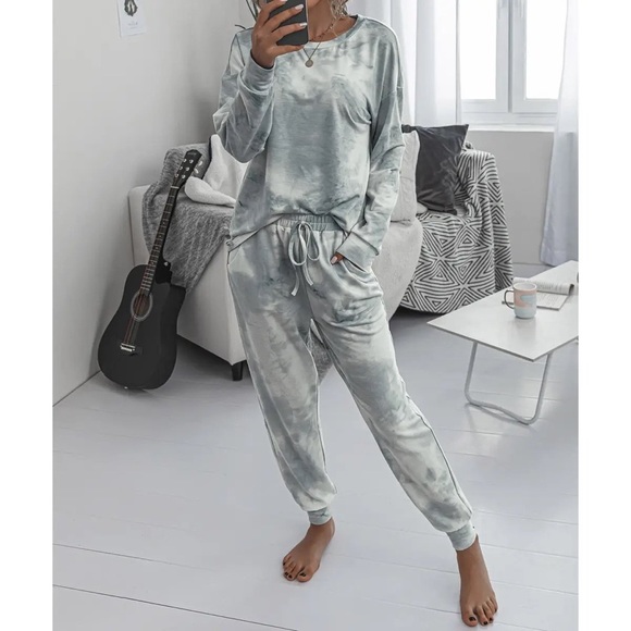 Grey Tie Dye Long Sleeves T-shirt and Joggers Set - Picture 1 of 5